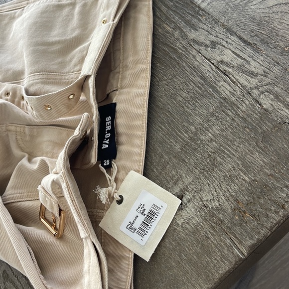 Liv pant , brand new - Picture 3 of 4